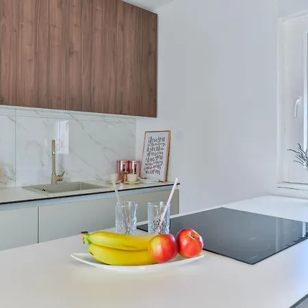 Crowonder Borik Near The Sea With 2 Balcony, Garden And Bbq Apartman *