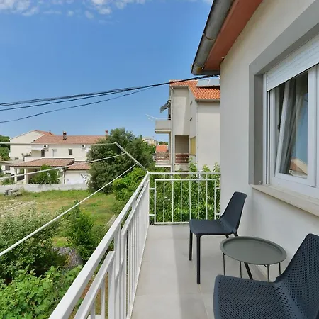 Crowonder Borik Near The Sea With 2 Balcony, Garden And Bbq