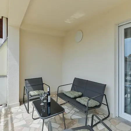 Crowonder Borik Near The Sea With 2 Balcony, Garden And Bbq Apartman Zára