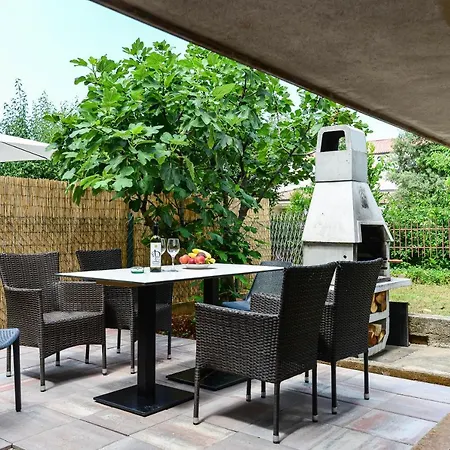 Apartman Crowonder Borik Near The Sea With 2 Balcony, Garden And Bbq