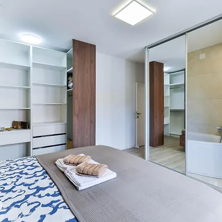 Apartman Crowonder Borik Near The Sea With 2 Balcony, Garden And Bbq *